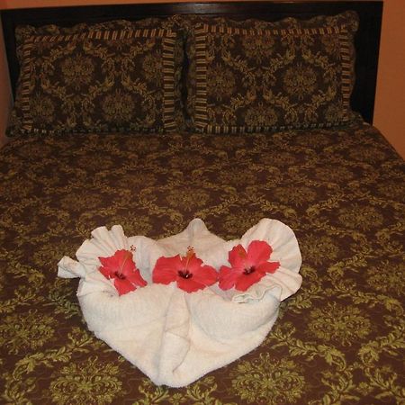 Executive Shaw Park Guest House Очо-Риос Экстерьер фото